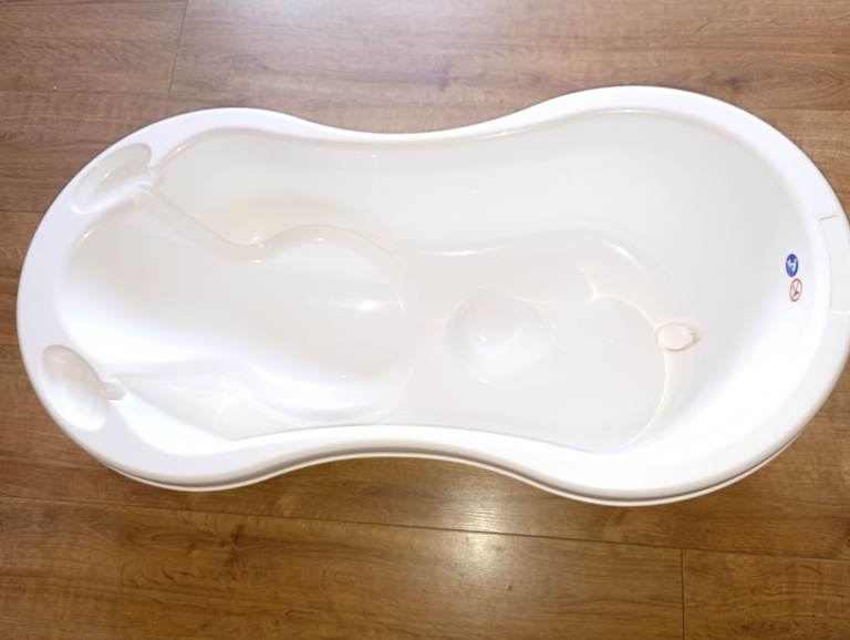 Baby Bathtub White – Good Condition