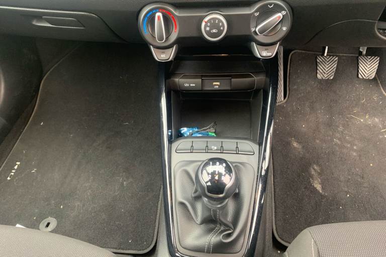 2021 Kia Rio 1.2 DPi 2 5dr HATCHBACK PETROL Manual