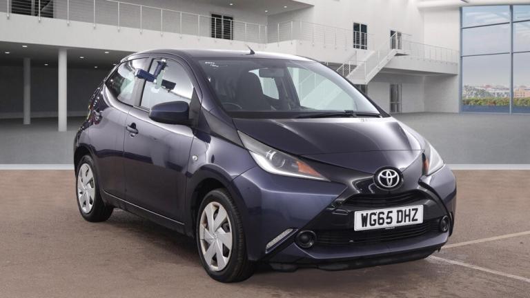 TOYOTA AYGO 1.0 VVT-i x-play 2015