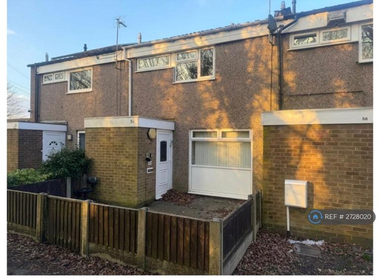 3 bedroom house in Woodgate Gardens, Birmingham, B32 (3 bed) (#2728020)