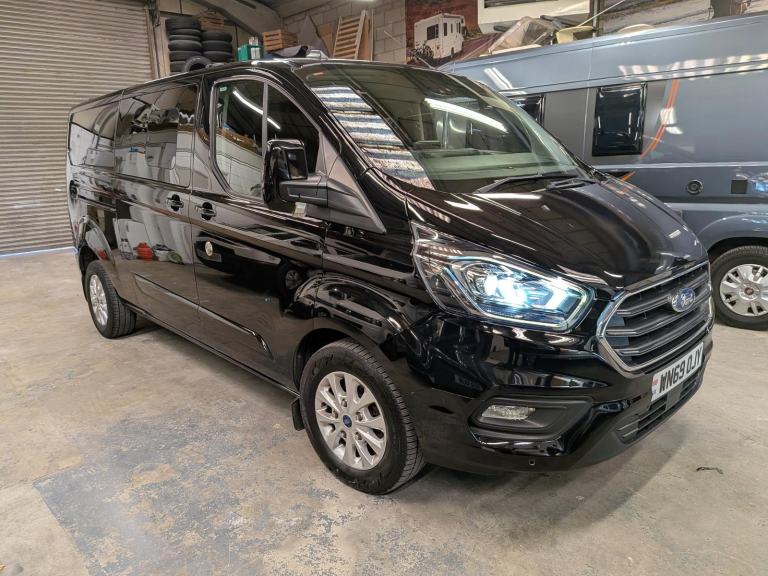 Ford Transit Custom 2.0 320 EcoBlue Limited Crew Van Double Cab *HIGH SPEC*