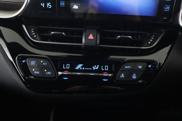 2017 Toyota C-HR 1.8 VVT-h Excel SUV 5dr Petrol Hybrid CVT Euro 6 (s/s) (122 ps) HATCHBACK PETROL...