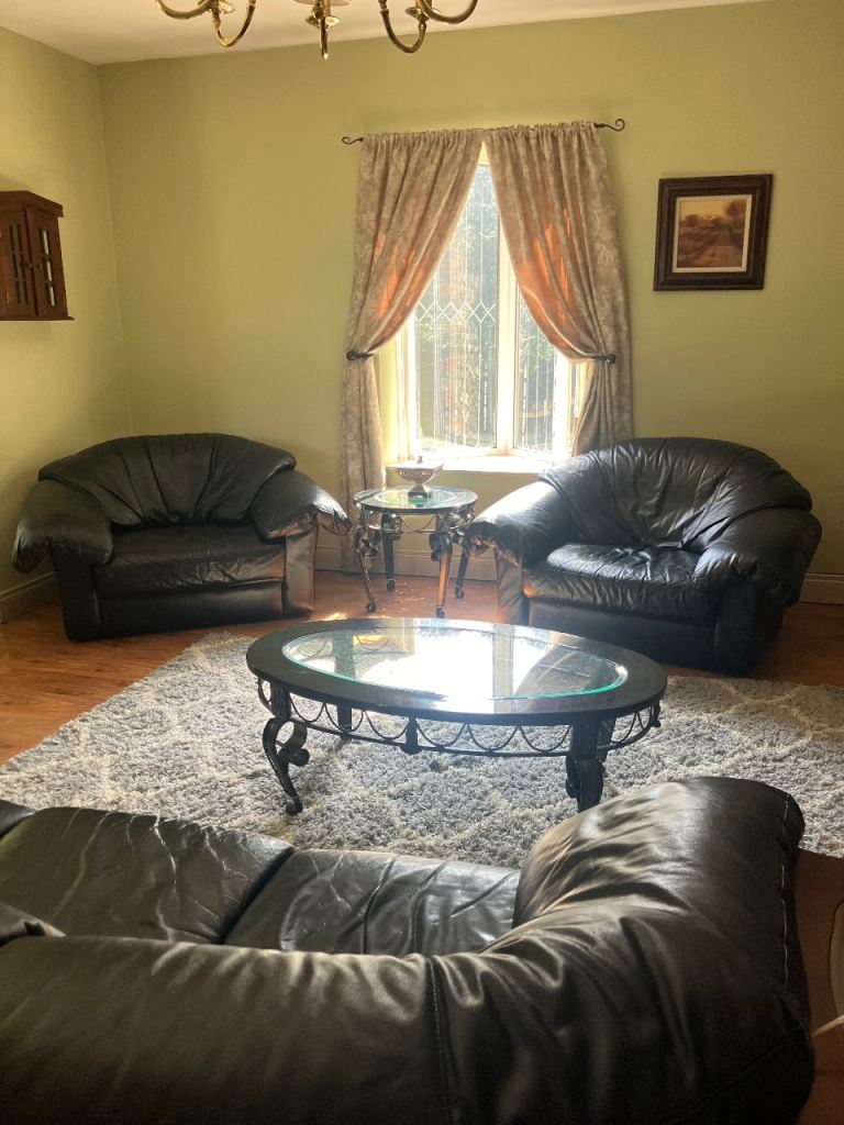 Natuzzi Italian leather suite