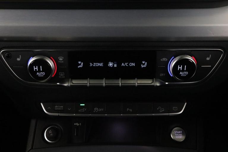 2022 Audi Q5 50 TFSI e Quattro S Line 5dr S Tronic ESTATE PETROL/ELECTRIC Automatic