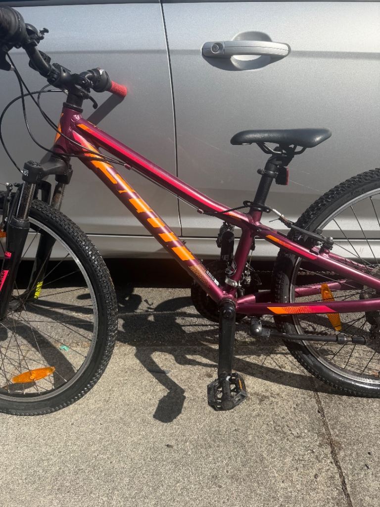 Scott Kids Mountain Bike - Good Condition, Multicoloured