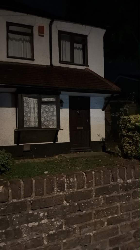2 bed house to rent in Farnham Common