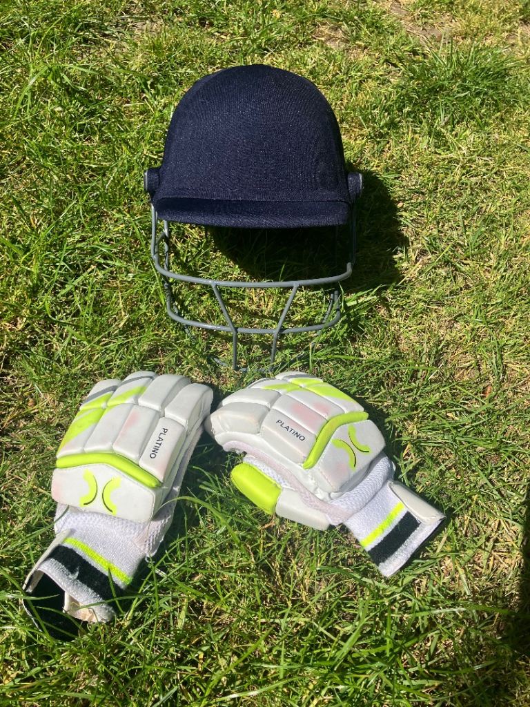 Cricket Helmet and Gloves Junior