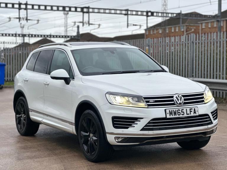 2015 Volkswagen Touareg 3.0 V6 TDI BlueMotion Tech 262 R-Line 5dr Tip Auto Euro 6 ESTATE Diesel A...