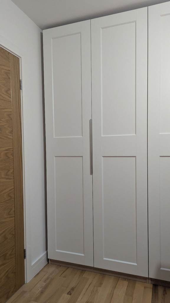 2 x IKEA PAX wardrobe doors white (stainless steel handle)