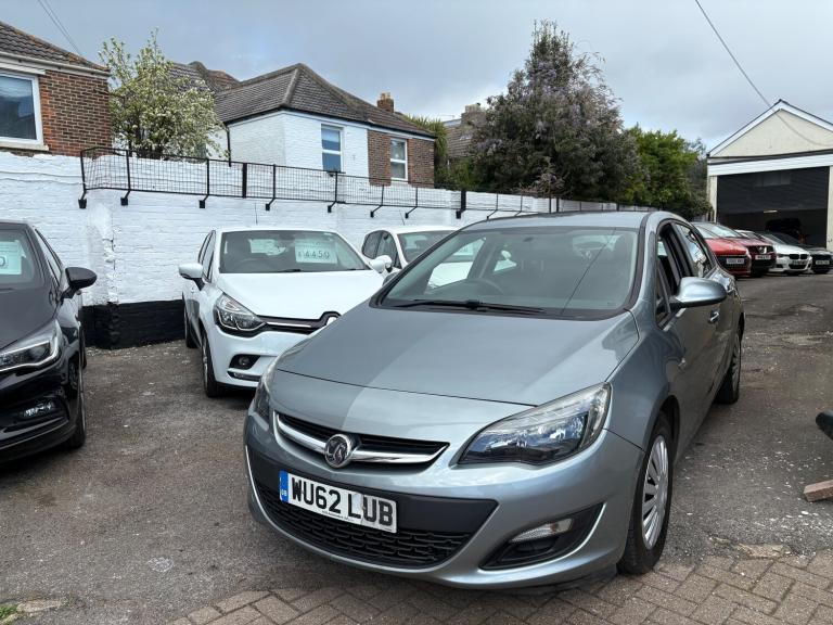 2012 Vauxhall Astra 1.7 CDTi ecoFLEX Exclusiv Hatchback 5dr Diesel Manual Euro