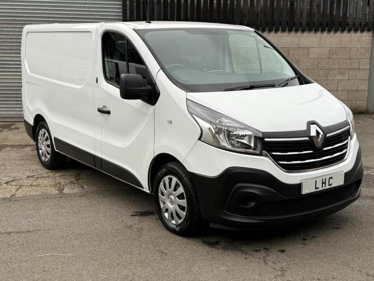 RENAULT TRAFIC 2.0 dCi ENERGY 30 Business+ SWB Standard Roof Euro 6 (s/s) 5dr