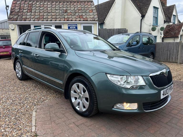 2013 Skoda Superb 1.8 TSI Elegance Euro 5 5dr ESTATE Petrol Manual