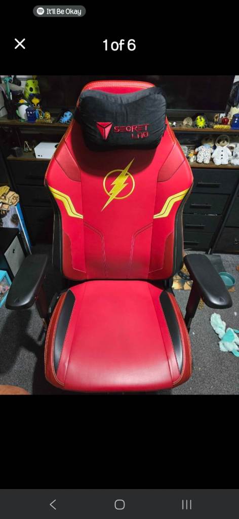 Secret lab Flash gaming chair XL