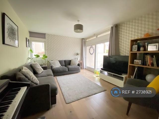 3 bedroom flat in Victoria Rise, London, SW4 (3 bed) (#2738921)