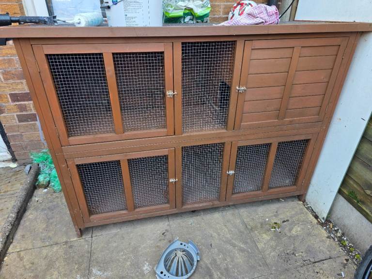 Rabbit cage 