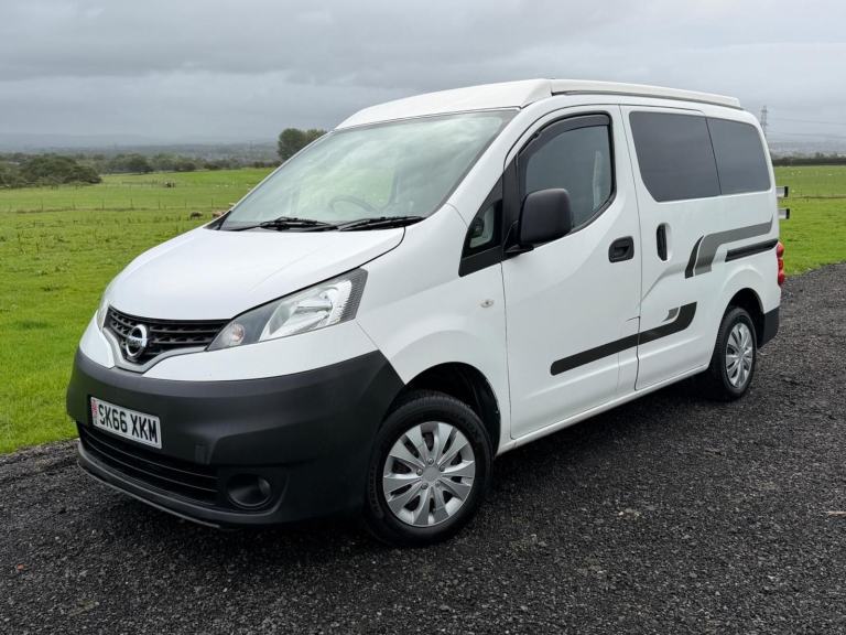 2016 Nissan NV200 4 Berth Compact Camper with Pop Top