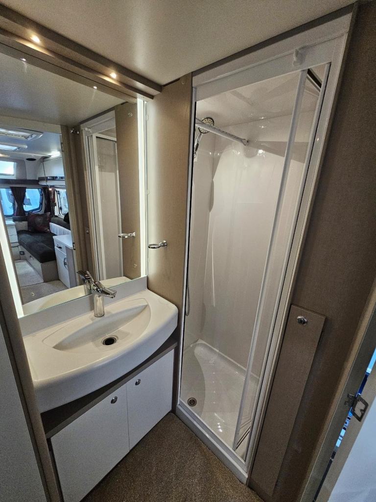 Swift Celebration 480 2017