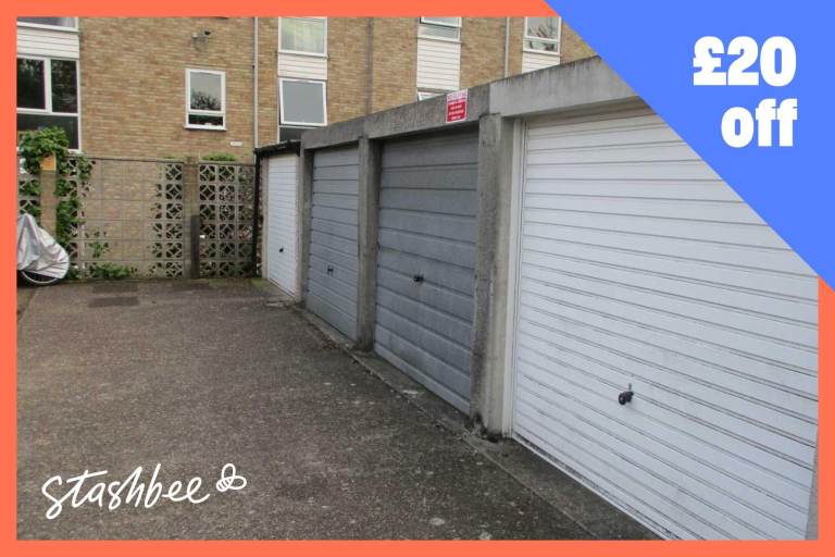 Garage to rent in London (KT1) | Stashbee