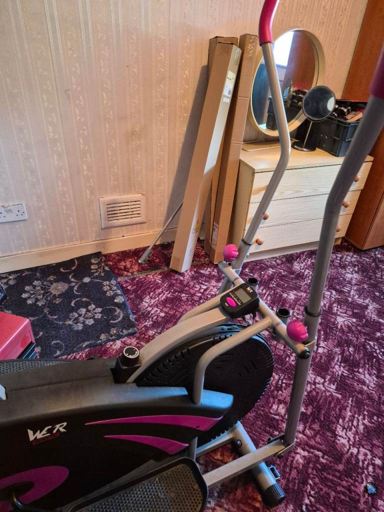 Exercise machine/bike 