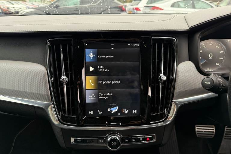 2019 Volvo V90 2.0 T4 R DESIGN Pro 5dr Geartronic Estate PETROL Automatic