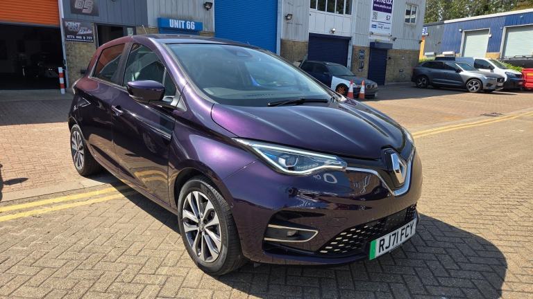 21/71 RENAULT ZOE 100kW R135 EV50 52kWh GT Edition 5dr 16058 MILES 1 OWNER