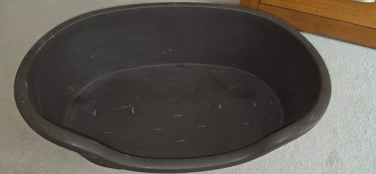 Plastic dog bed