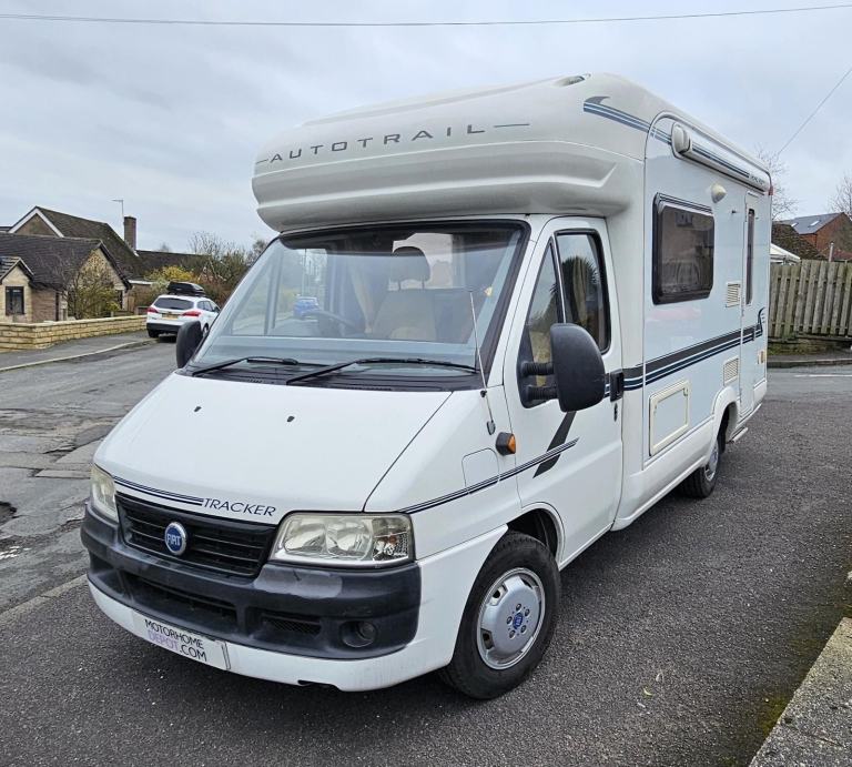 Autotrail Tracker SE - 2006 - End Kitchen - FOR SALE