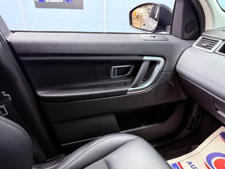 2017 Land Rover Discovery Sport 2.0 TD4 SE Tech 4WD Euro 6 (s/s) 5dr ESTATE Diesel Manual