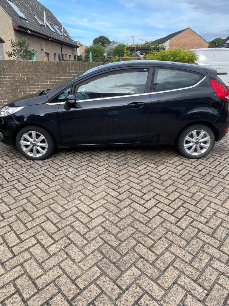 2009 Ford Fiesta