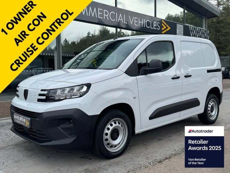 Peugeot Partner HDi 100ps 1000 Professional-Plus SWB with Air Con, Reverse Sensors & Ply Li Panel...
