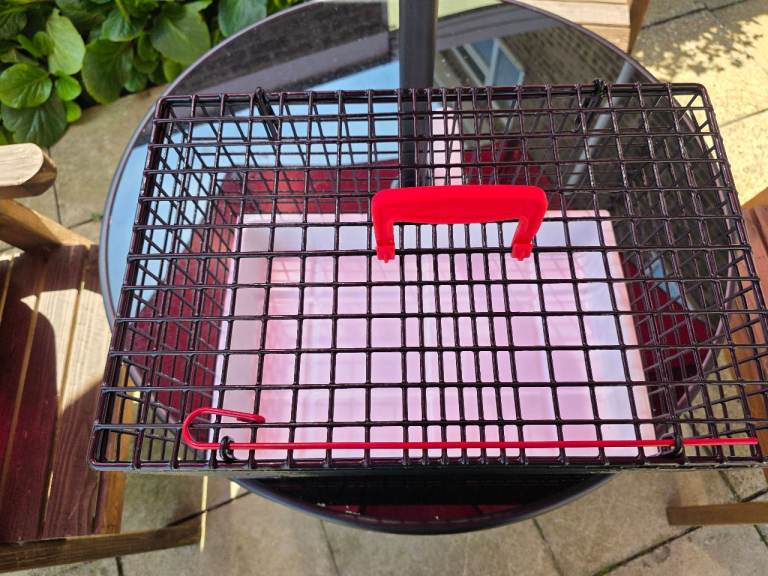 Pet carrier 