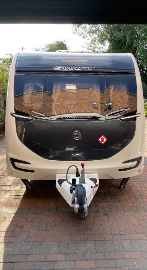 For sale Swift Conqueror 560 caravan year2018