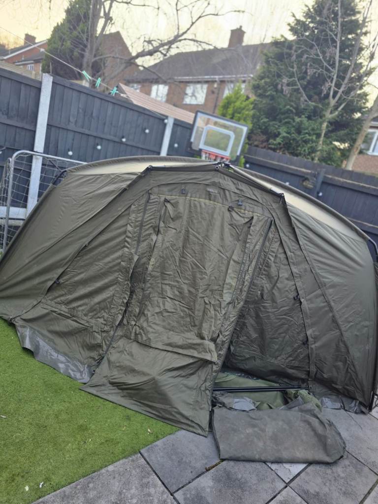 Trakker tempest rs 100 bivvy