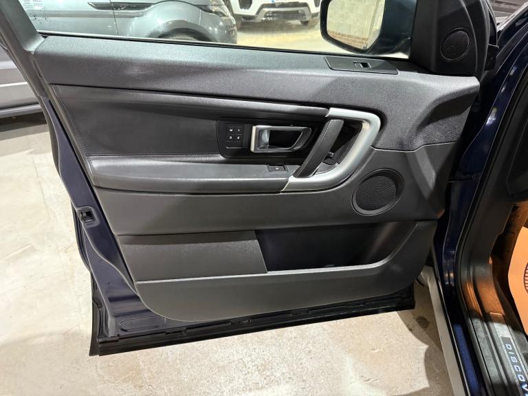 2016 Land Rover Discovery Sport 2.0 TD4 HSE Luxury SUV 5dr Diesel Auto 4WD Euro