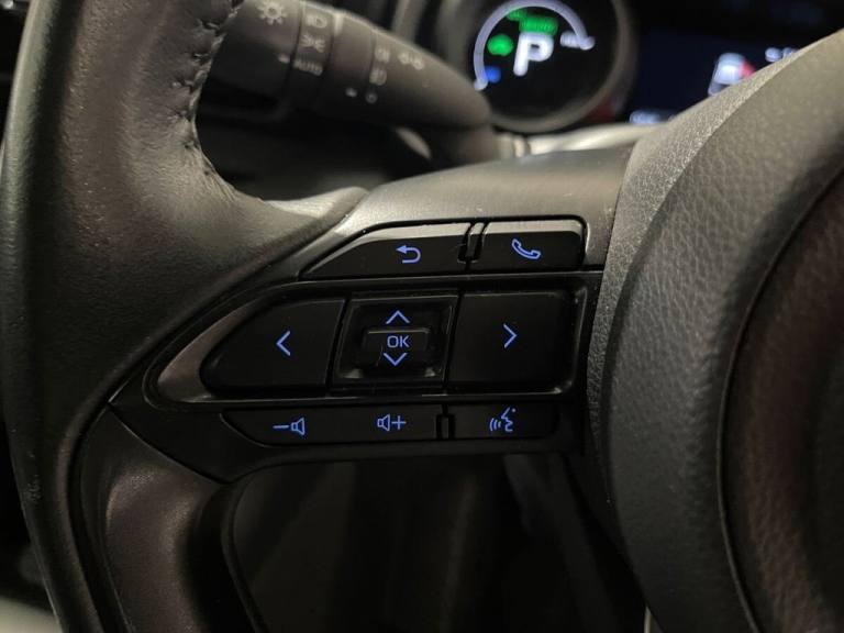 2022 Toyota Yaris 1.5 VVT-h Design Hatchback 5dr Petrol Hybrid E-CVT Euro 6 (s/s) (116 ps) Hatchb...