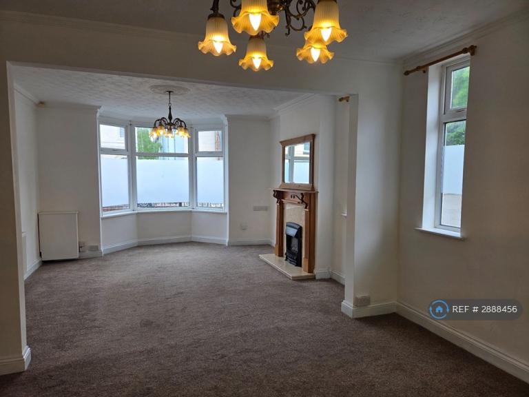 3 bedroom house in Thomas St, Wellingborough, NN8 (3 bed) (#2888456)