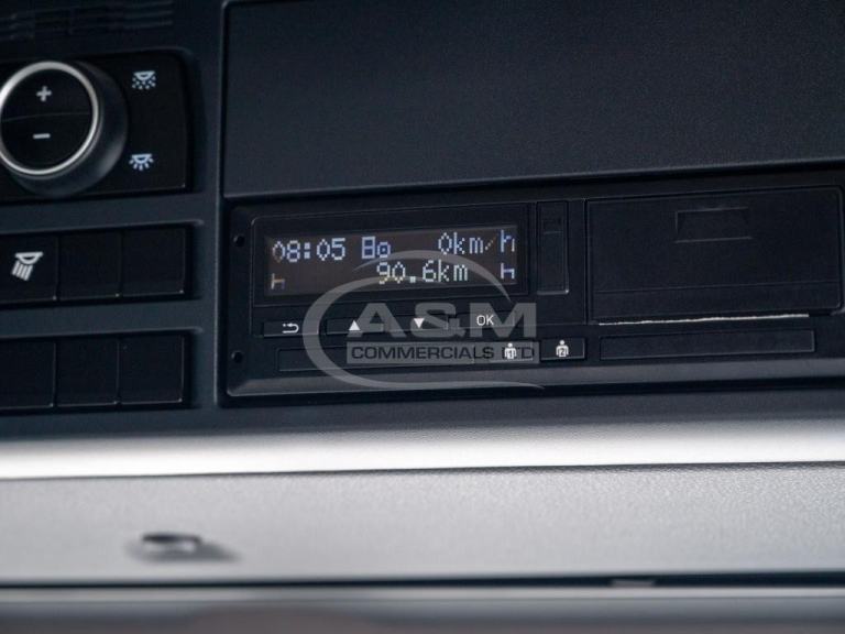 2025 DAF XG 530 6X2 26T CHASSIS CAB