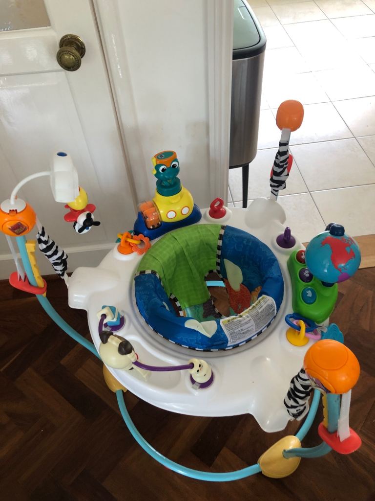 Baby Bouncer /Activity Toy Baby Enstein.  