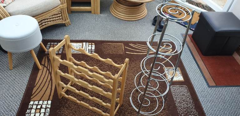 Saucepan rack and wine rack 
