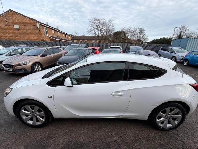 2014 Vauxhall Astra GTC 2.0 CDTi 16V Sport 3dr HATCHBACK DIESEL Manual
