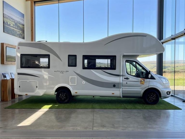 2024 Roller Team Auto-Roller 746 2.0 Diesel 6 Berth