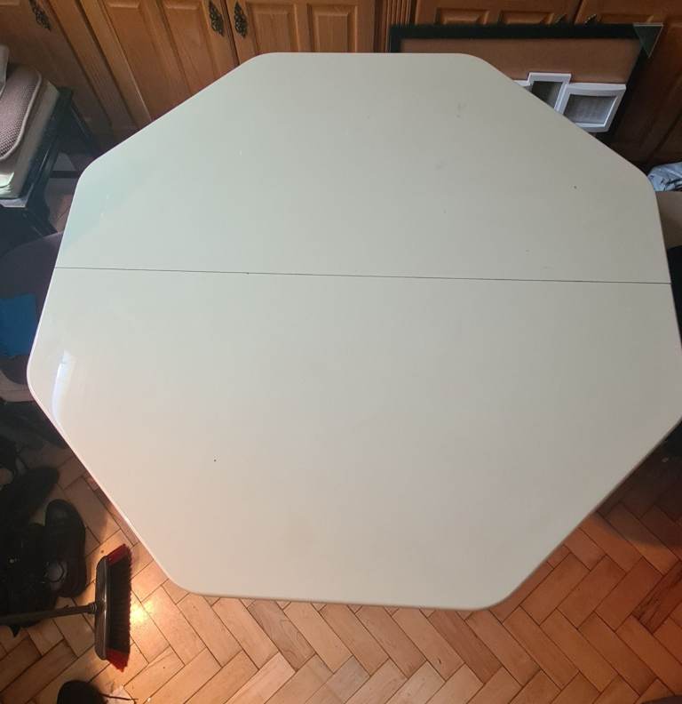 1200 mm table --across the shortest measure. 740mm high