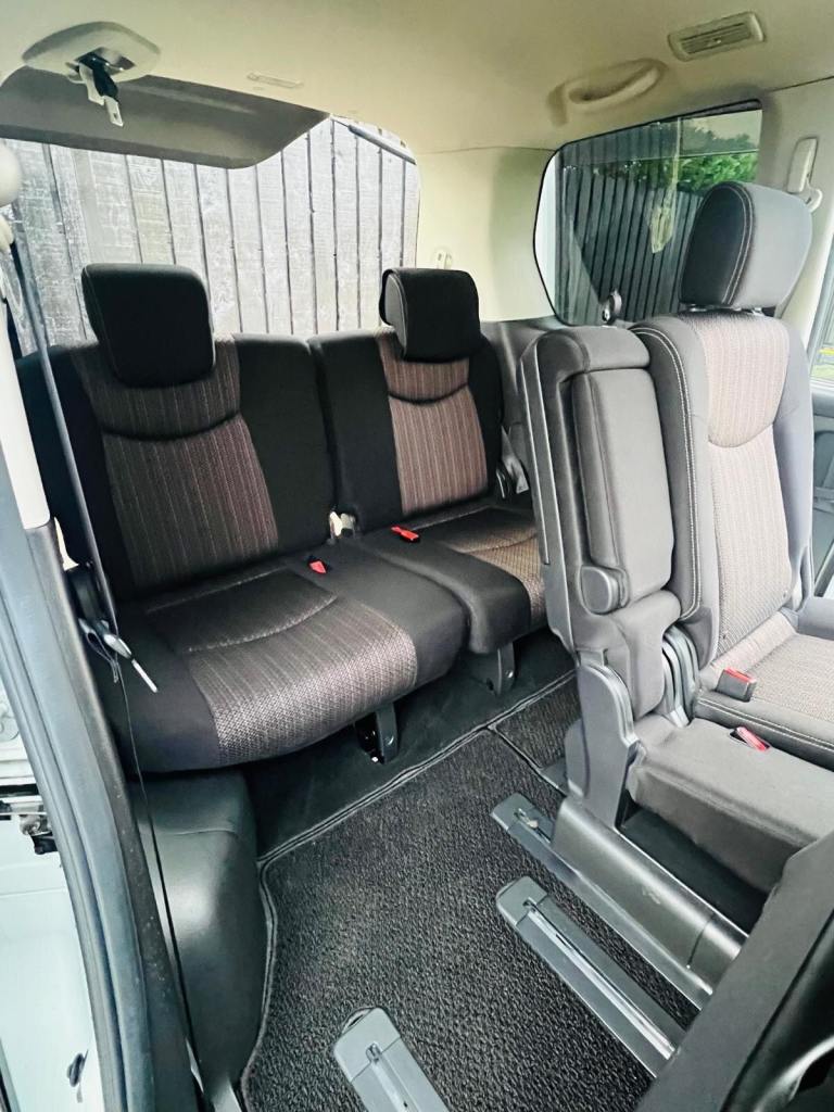 Nissan serena shybrid 2015 automatic 8seats