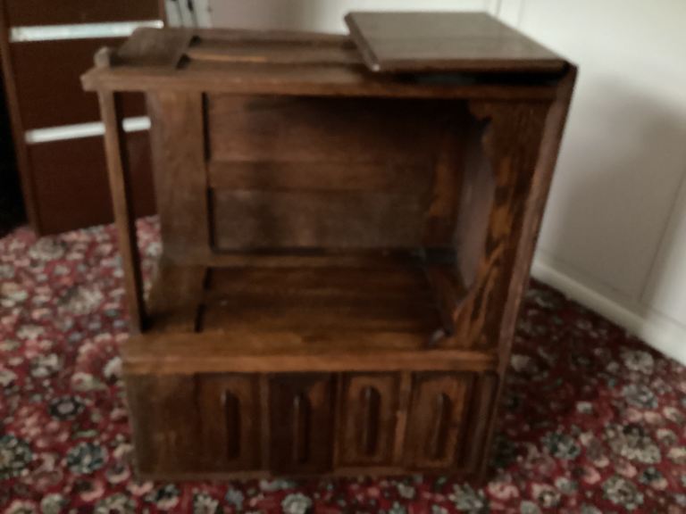 SMALL OAK WOODEN DESK ADULTS/CHILDS