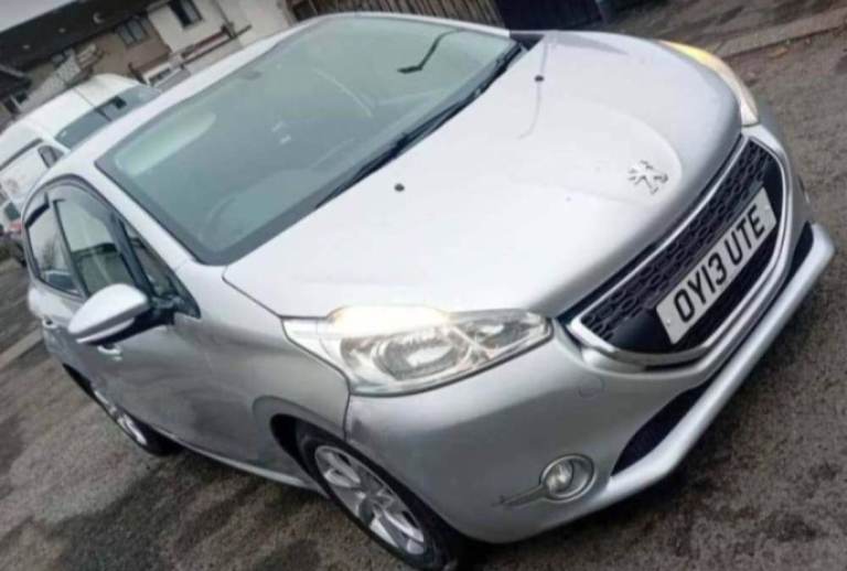 Peugeot, 208, Hatchback, 2013, Manual, 1398 (cc), 5 doors 10 MONTHS CATEGORY N💥 