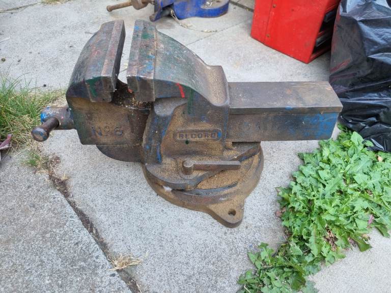 RECORD No. 6 Engineering Bench Vice - Heavy Duty Swivel Base