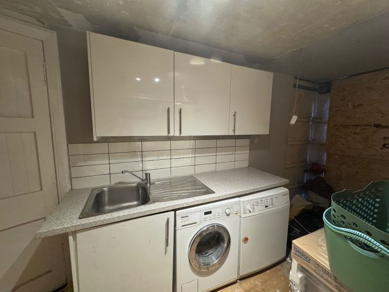 Kitchen Cabinets and counter top 