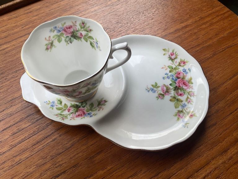 Royal Albert "Moss Rose" Tea Cup, Saucer/Plate Set