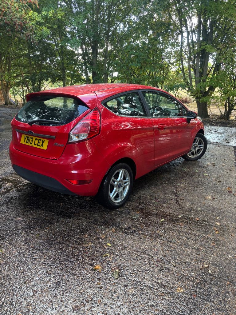 Ford, FIESTA, Hatchback, 2013, Manual, 1241 (cc), 3 doors