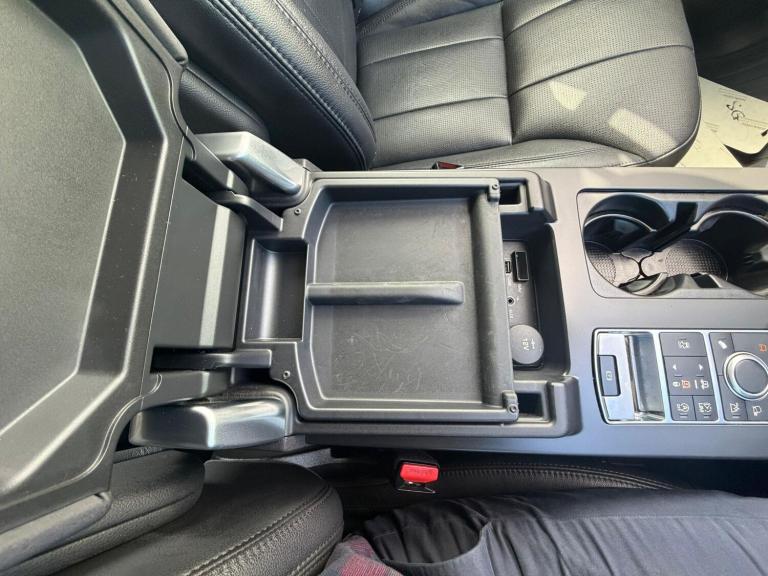 2017 Land Rover Discovery 2.0 SD4 SE 5dr Auto ESTATE DIESEL Automatic